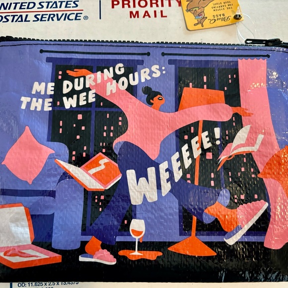 Set of 1 pair socks plus zipper bag, NWT, Blue Q - Picture 5 of 8